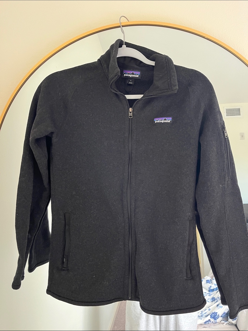Patagonia women’s fleece jacket size small